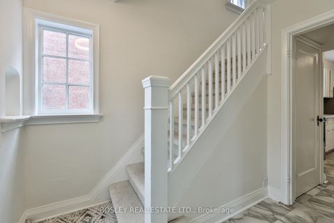 Photo 14 at 432 Broadway Avenue, Leaside, Toronto