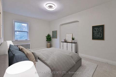 Photo 16 at 432 Broadway Avenue, Leaside, Toronto