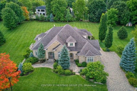 Photo 0 at 12 Prince Adam Court, Rural King, King