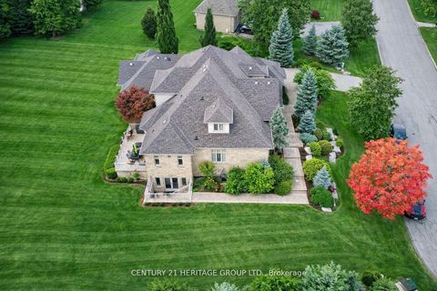 Photo 1 at 12 Prince Adam Court, Rural King, King