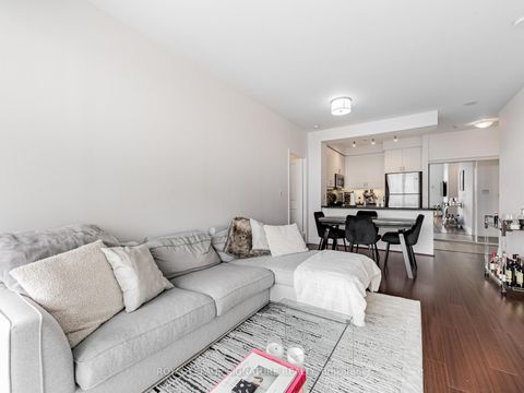 Photo 11 at 1607 - 500 St Clair Avenue W, Forest Hill South, Toronto