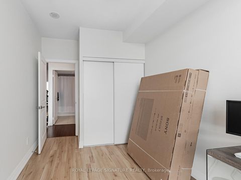 Photo 14 at 1607 - 500 St Clair Avenue W, Forest Hill South, Toronto