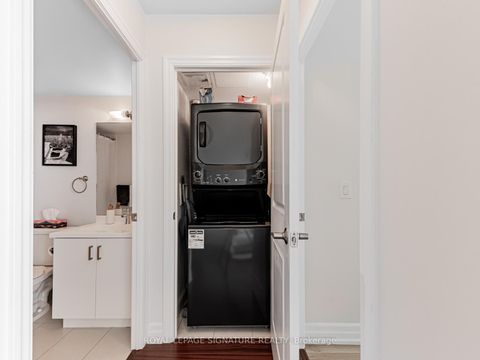 Photo 22 at 1607 - 500 St Clair Avenue W, Forest Hill South, Toronto