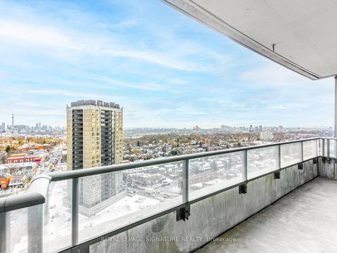 Photo 24 at 1607 - 500 St Clair Avenue W, Forest Hill South, Toronto