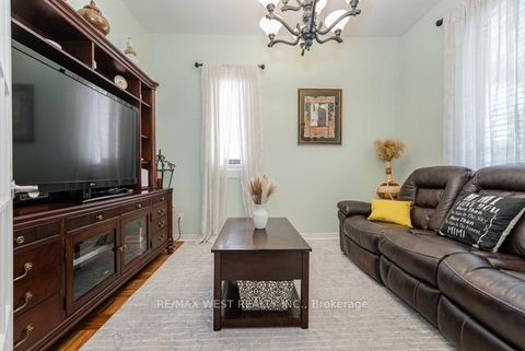 Photo 14 at 524 Salem Avenue N, Junction, Toronto