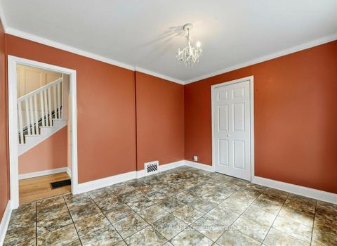 Photo 11 at 31 Blandford Street, Oakwood Village, Toronto