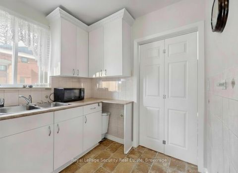 Photo 13 at 31 Blandford Street, Oakwood Village, Toronto