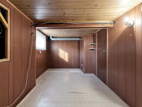 Photo 25 at 31 Blandford Street, Oakwood Village, Toronto