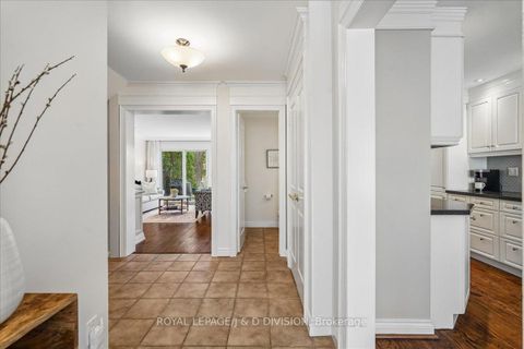 Photo 5 at 8 Crimson Millway, Windfields, Toronto