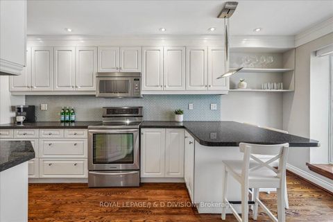 Photo 6 at 8 Crimson Millway, Windfields, Toronto