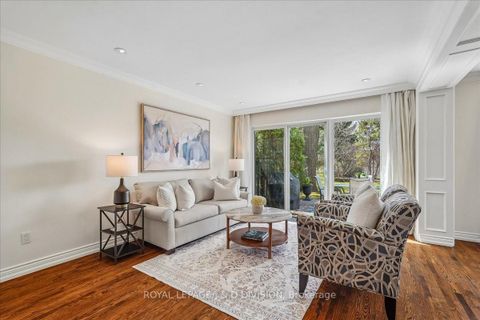 Photo 15 at 8 Crimson Millway, Windfields, Toronto
