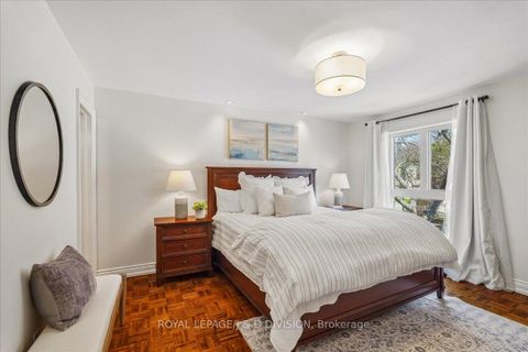 Photo 19 at 8 Crimson Millway, Windfields, Toronto