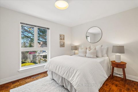 Photo 23 at 8 Crimson Millway, Windfields, Toronto