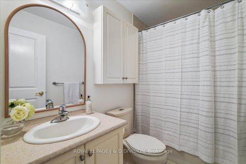 Photo 25 at 8 Crimson Millway, Windfields, Toronto
