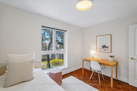 Photo 27 at 8 Crimson Millway, Windfields, Toronto