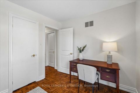Photo 29 at 8 Crimson Millway, Windfields, Toronto