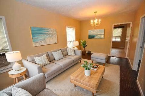 Photo 2 at 86 Ash Crescent, Long Branch, Toronto