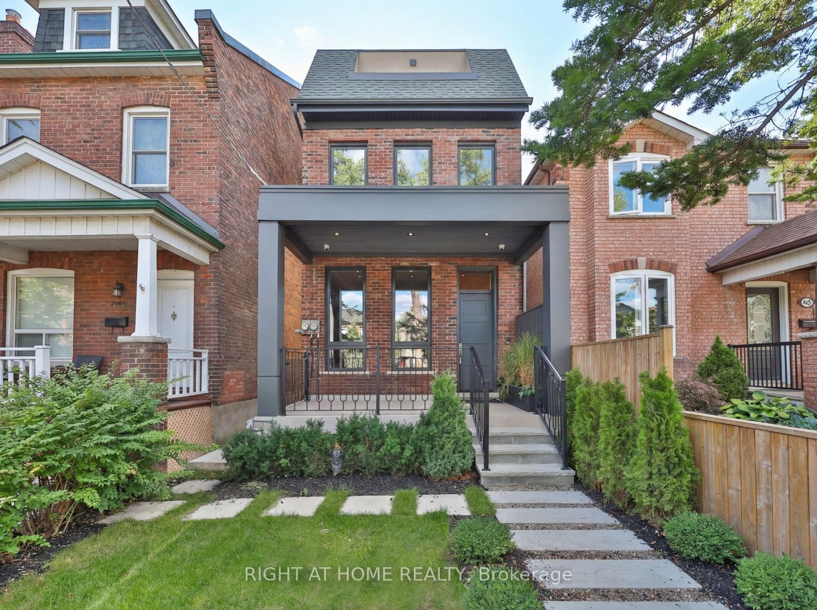 444 Roxton Road, Little Italy, Toronto photo 1