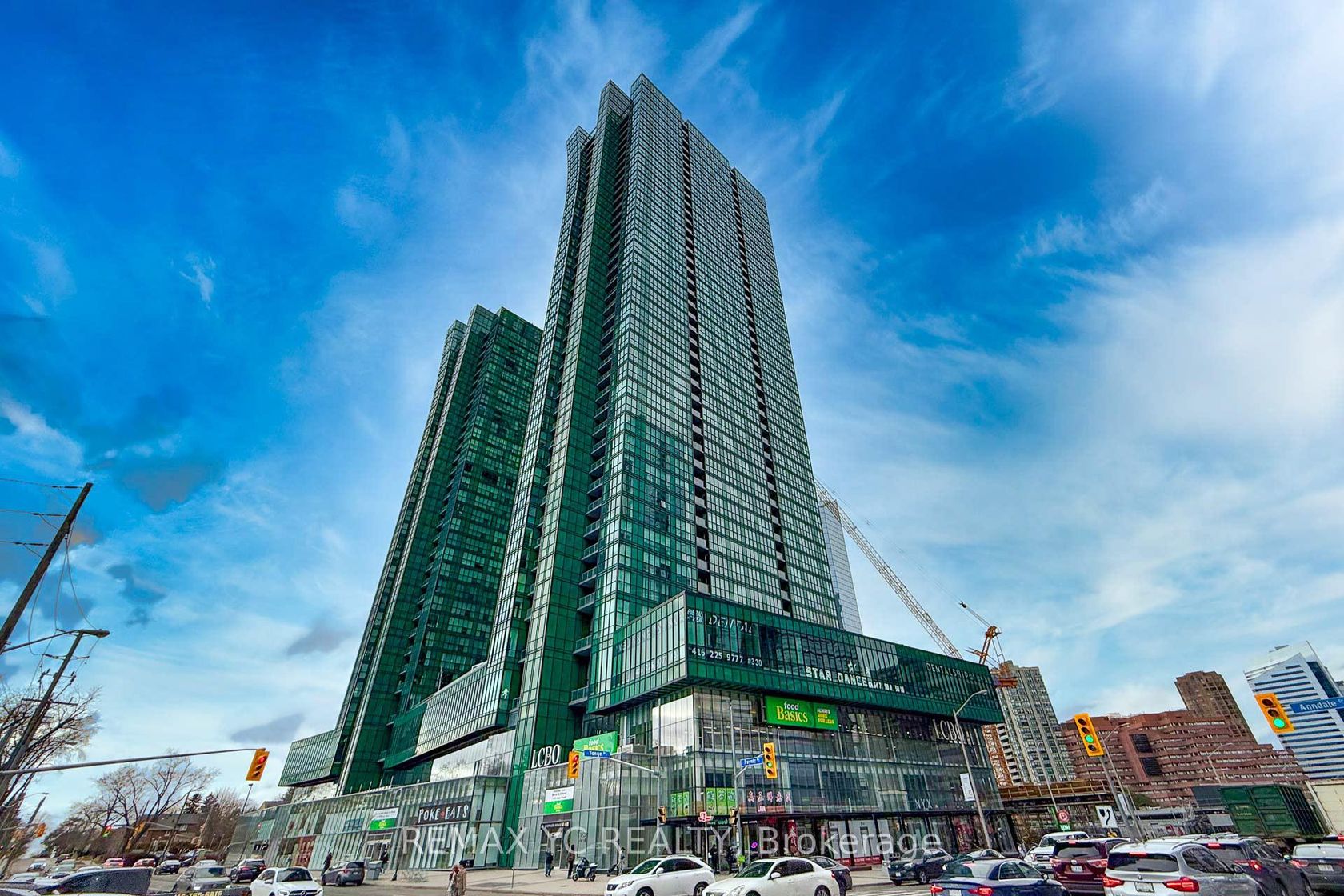 1602 - 11 Bogert Avenue, Westgate, Toronto 