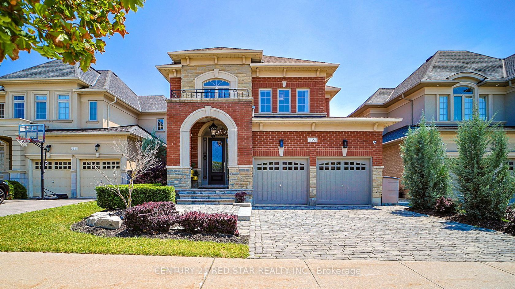 35 Stanton Avenue, Vellore Village, Vaughan photo number 2