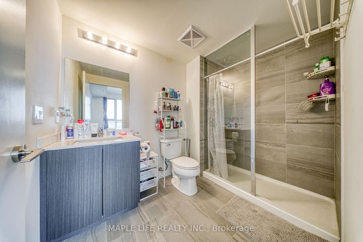 Photo 23 at 804 - 3237 Bayview Avenue, Bayview Village, Toronto