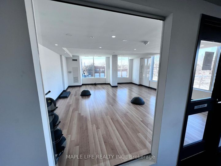 Photo 31 at 804 - 3237 Bayview Avenue, Bayview Village, Toronto