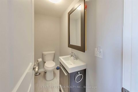 Photo 9 at 27 Dickens Drive, Letitia Heights, Barrie