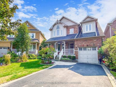 Photo 1 at 21 Watkins Glen Crescent, Bayview Wellington, Aurora