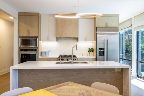 Photo 22 at 10 Penwood Crescent, Don Mills, Toronto