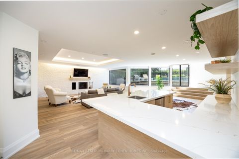 Photo 46 at 10 Penwood Crescent, Don Mills, Toronto