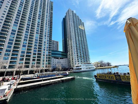 Photo 1 at 3005 - 77 Harbour Square, Waterfront Communities C1, Toronto