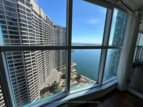 Photo 24 at 3005 - 77 Harbour Square, Waterfront Communities C1, Toronto