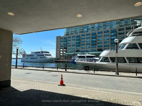 Photo 26 at 3005 - 77 Harbour Square, Waterfront Communities C1, Toronto