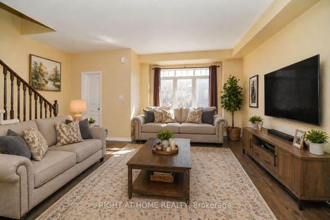 Photo 2 at 48 Curran Hall Crescent, Morningside, Toronto