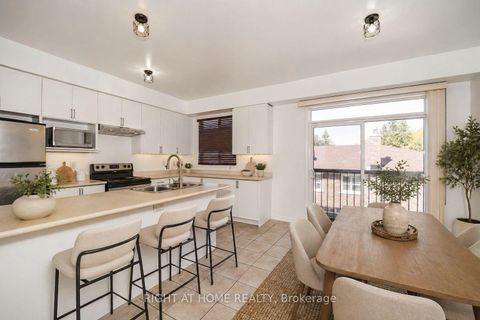 Photo 3 at 48 Curran Hall Crescent, Morningside, Toronto