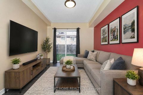 Photo 11 at 48 Curran Hall Crescent, Morningside, Toronto