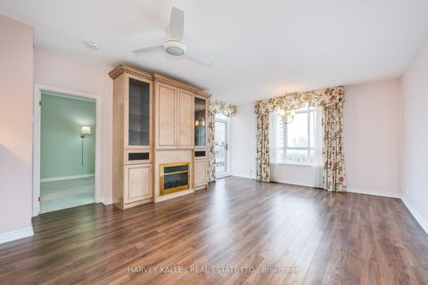 Photo 3 at 903 - 1 Deer Park Crescent, St. Clair, Toronto