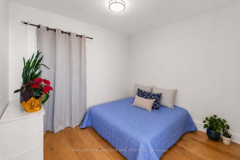 Photo 20 at 332 Delaware Avenue, Junction, Toronto
