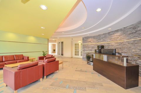 Photo 5 at 911 - 1600 Keele Street, Eglinton West, Toronto