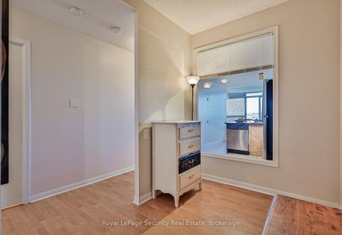 Photo 14 at 911 - 1600 Keele Street, Eglinton West, Toronto