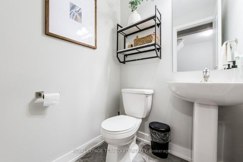 Photo 3 at 19 Assunta Lane, Bowmanville, Clarington