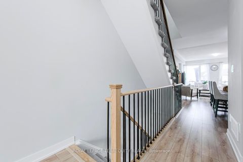Photo 9 at 19 Assunta Lane, Bowmanville, Clarington