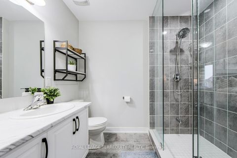 Photo 29 at 19 Assunta Lane, Bowmanville, Clarington