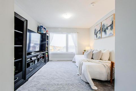 Photo 33 at 19 Assunta Lane, Bowmanville, Clarington