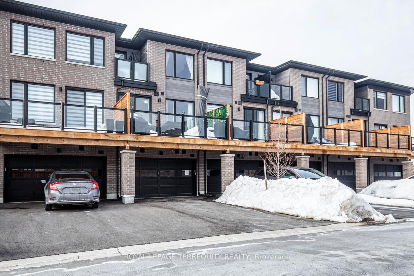 19 Assunta Lane, Bowmanville, Clarington 