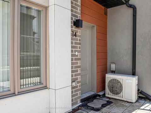 Photo 10 at 14 - 70 Orchid Place Drive, Malvern, Toronto