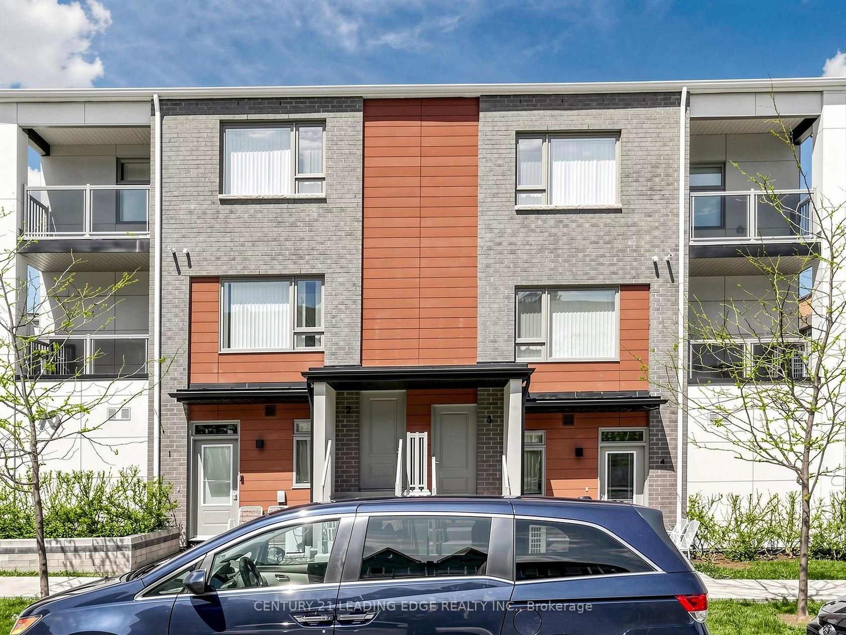 14 - 70 Orchid Place Drive, Malvern, Toronto photo number 2