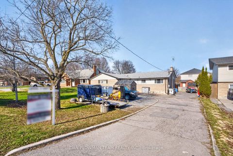 Photo 2 at 211 Liberty Street N, Bowmanville, Clarington