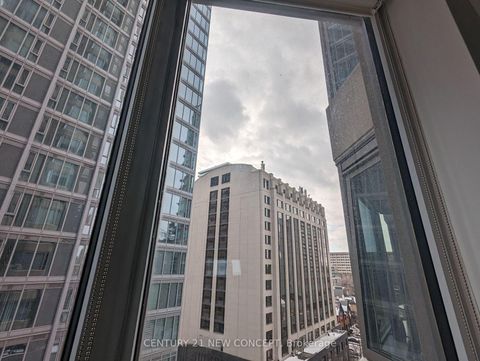 Photo 11 at 711 - 155 Yorkville Avenue, Annex, Toronto