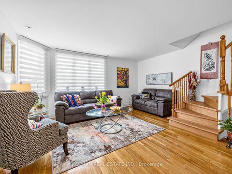 Photo 5 at C13 - 108 Finch Avenue W, Newtonbrook West, Toronto